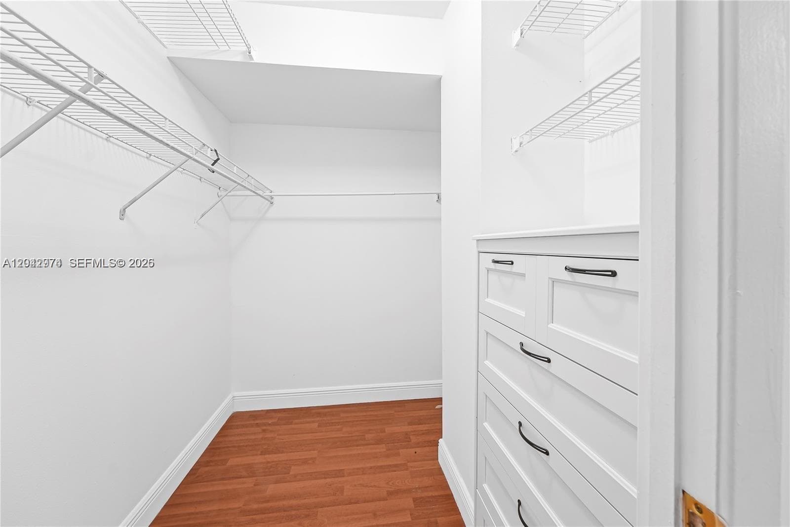 2500 Parkview Dr 1503 photo 17