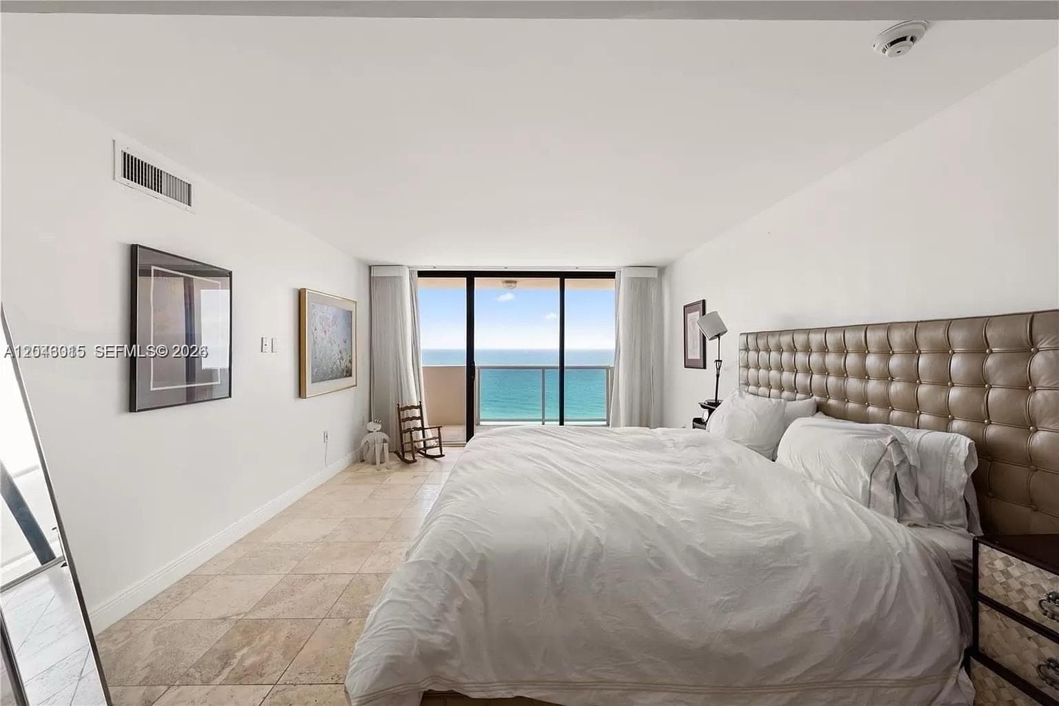 5757 Collins Ave 2006 photo 10