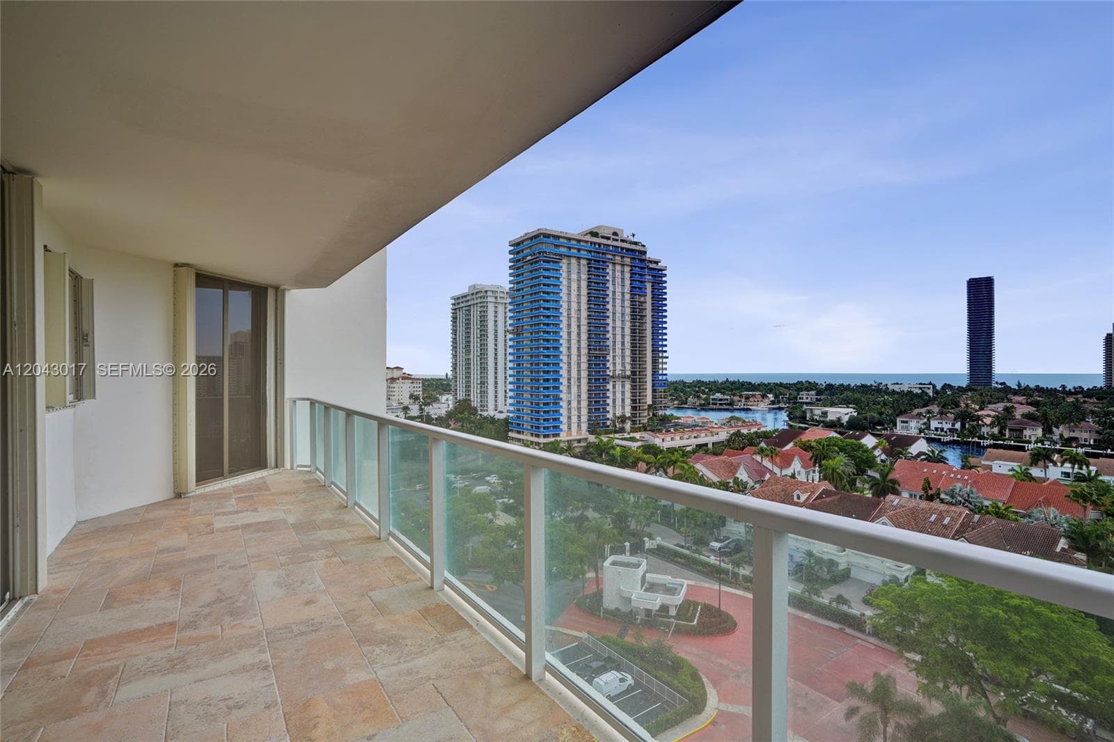 19500 Turnberry Way 10A photo 25