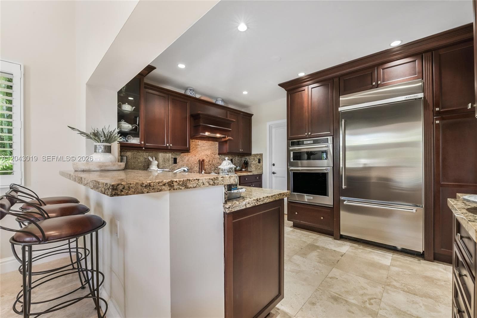 550 Jeronimo Dr photo 7