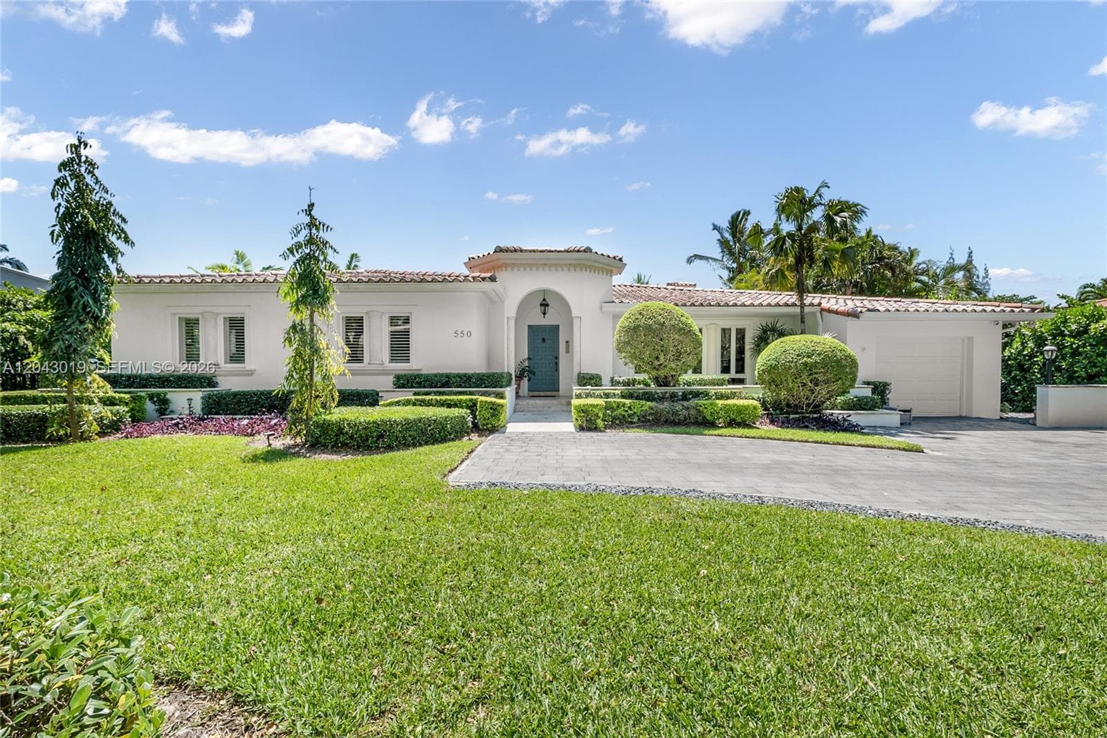 550 Jeronimo Dr photo 1