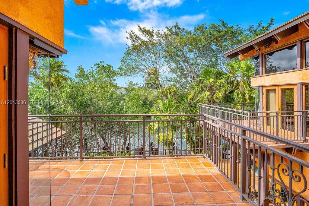 6960 Mira Flores Ave 6960 photo 25