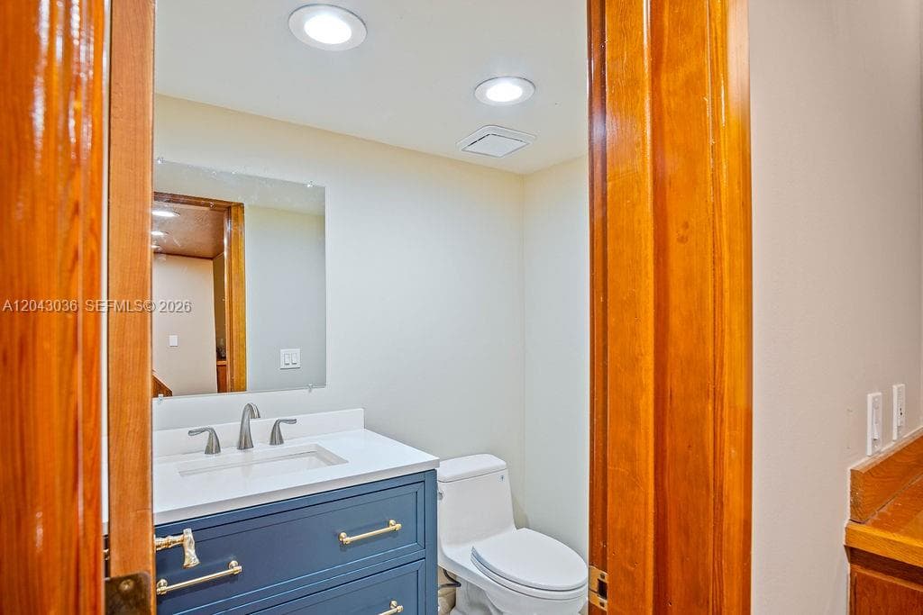 6960 Mira Flores Ave 6960 photo 21