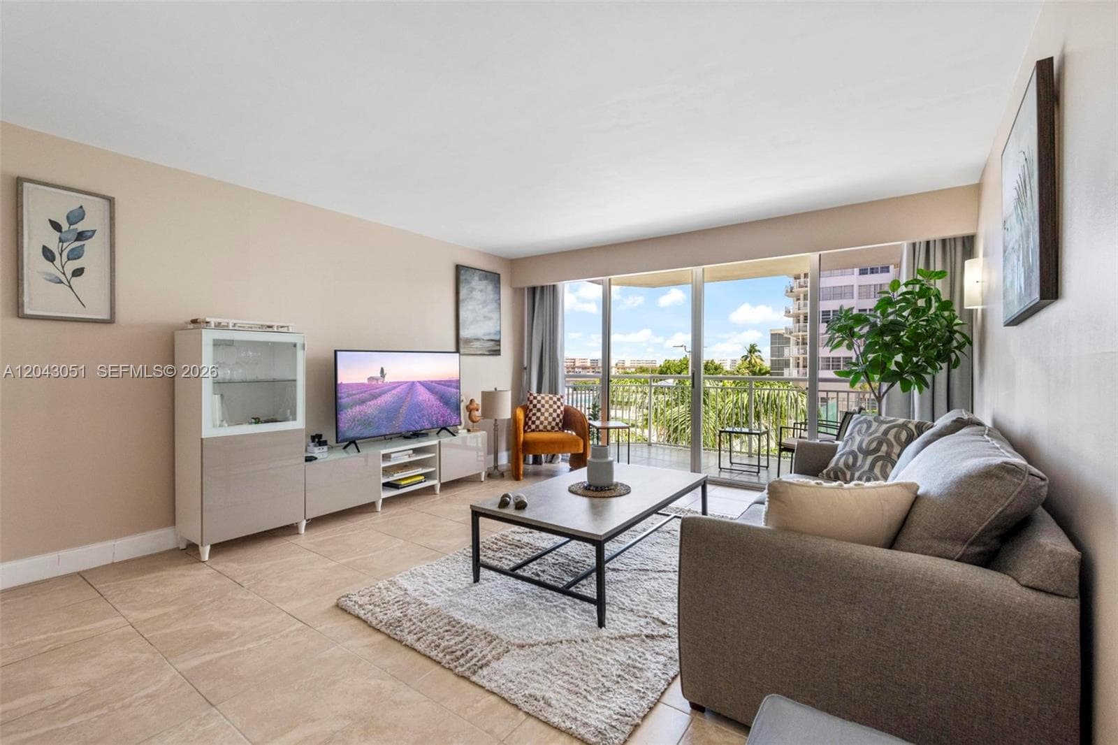 18061 Biscayne Blvd 303 photo 9