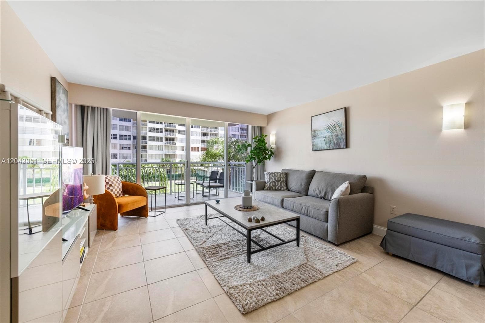 18061 Biscayne Blvd 303 photo 10