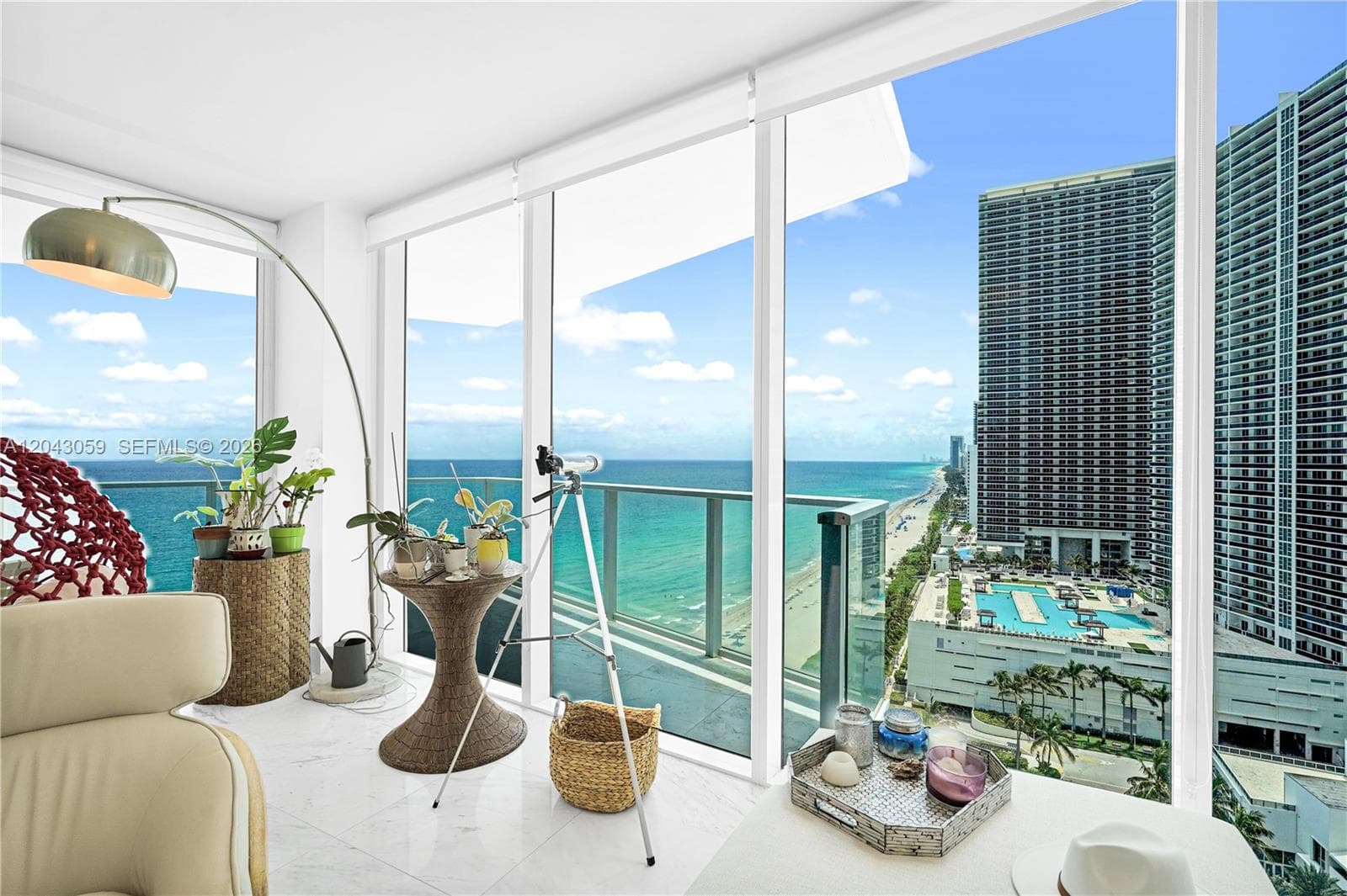 3951 S Ocean Dr 1901 photo 3