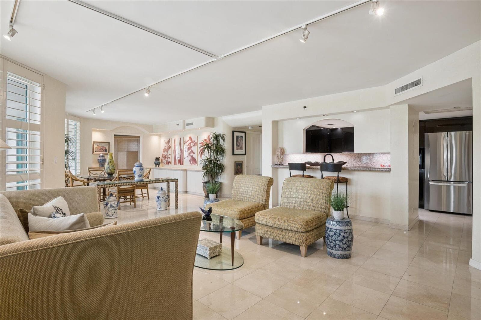120 SE 5th Avenue 329 photo 4
