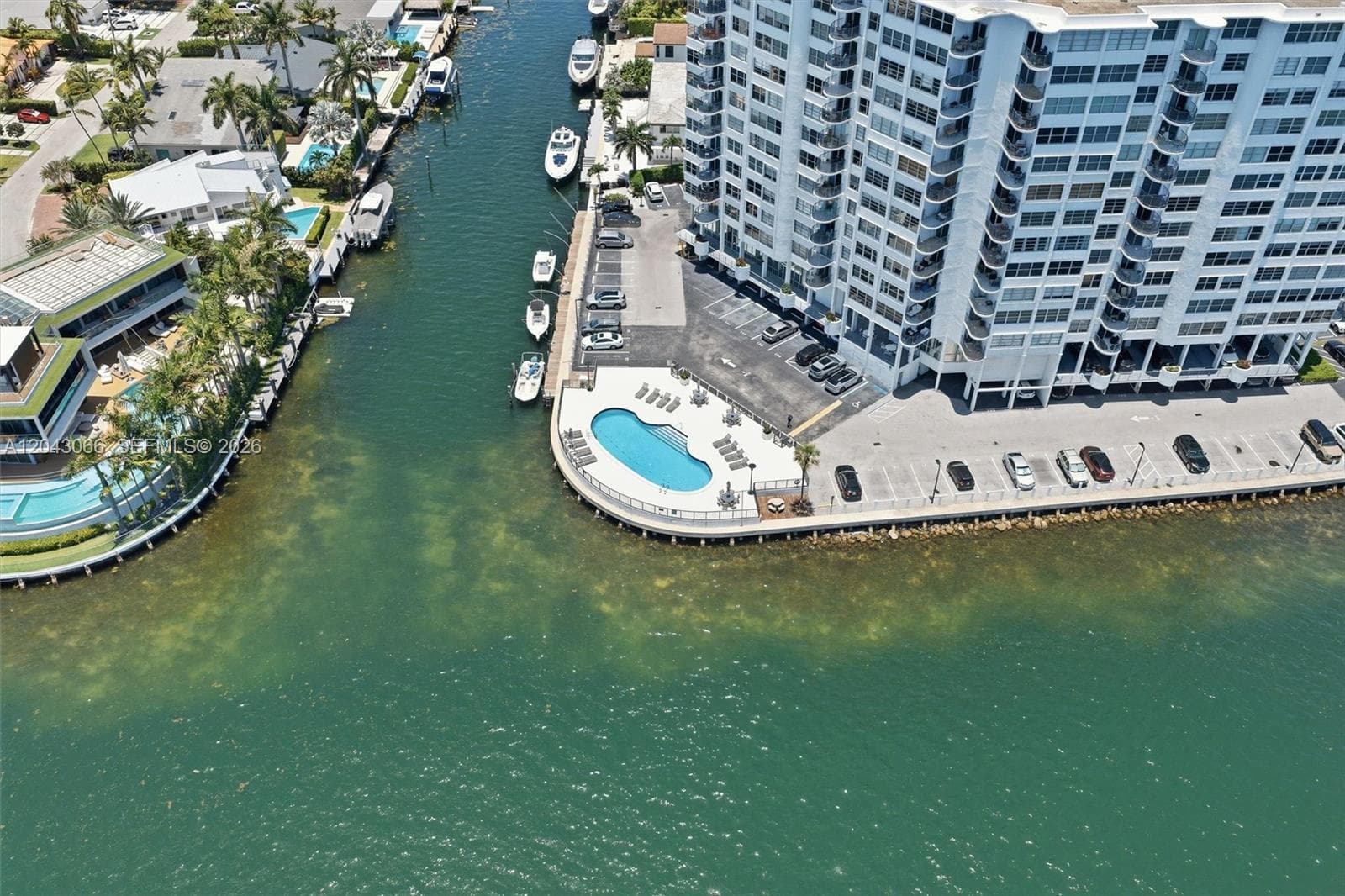 11930 N Bayshore Dr 609 photo 10