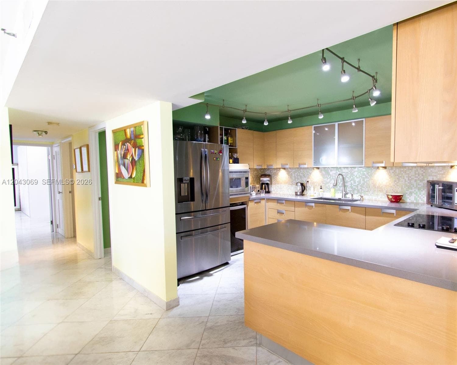 1623 Collins Ave PH1010 photo 13