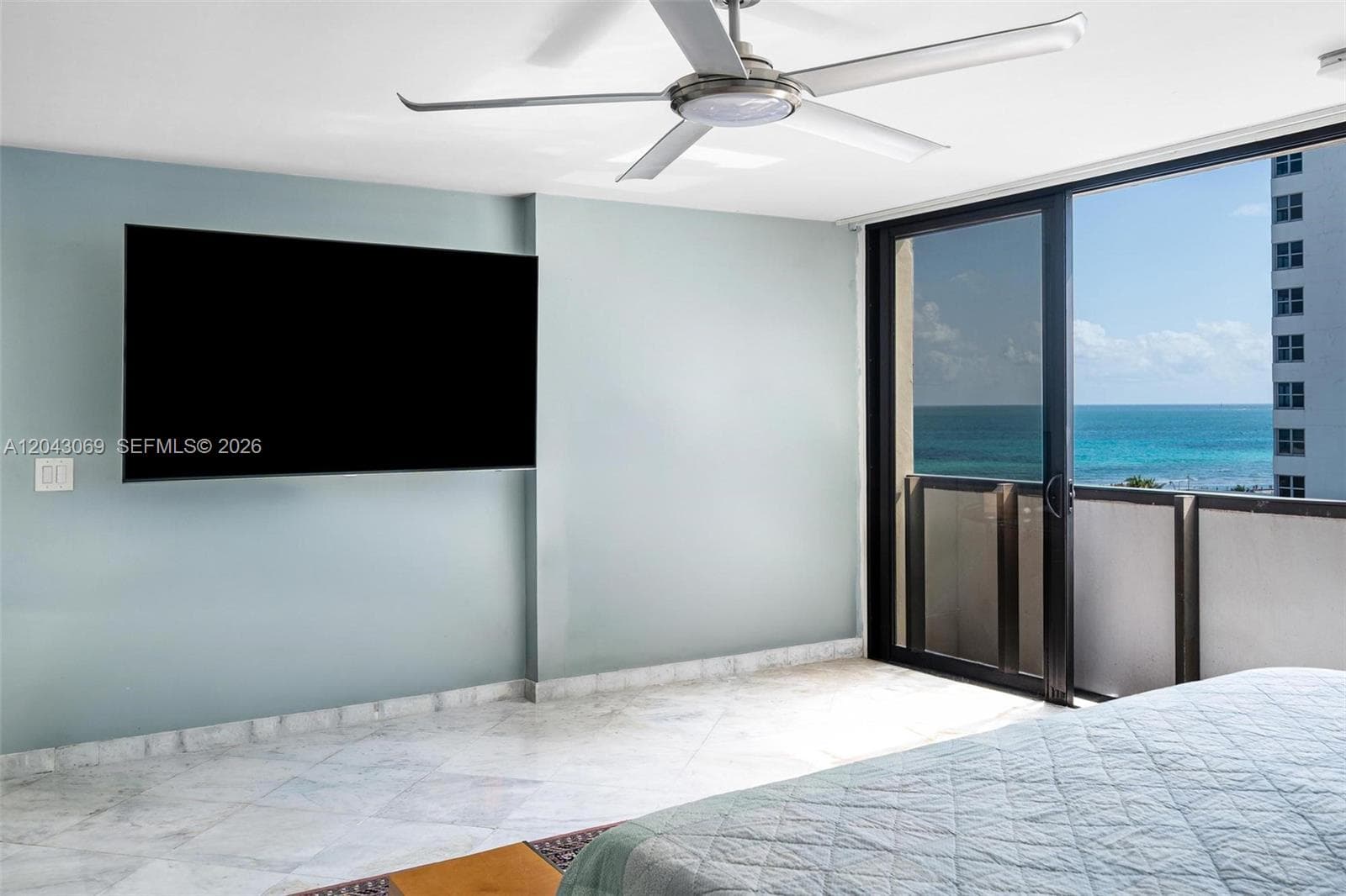 1623 Collins Ave PH1010 photo 17