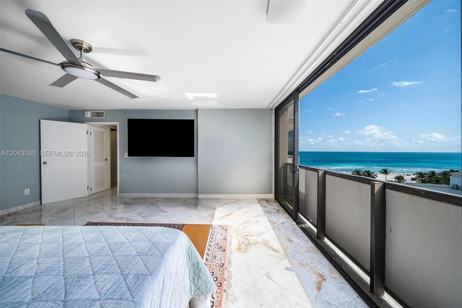 1623 Collins Ave PH1010 photo 8