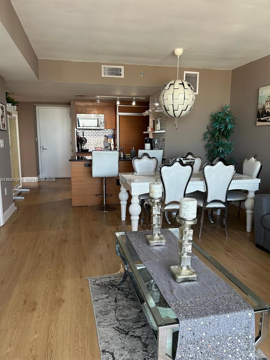50 Biscayne Blvd 4607 photo 4