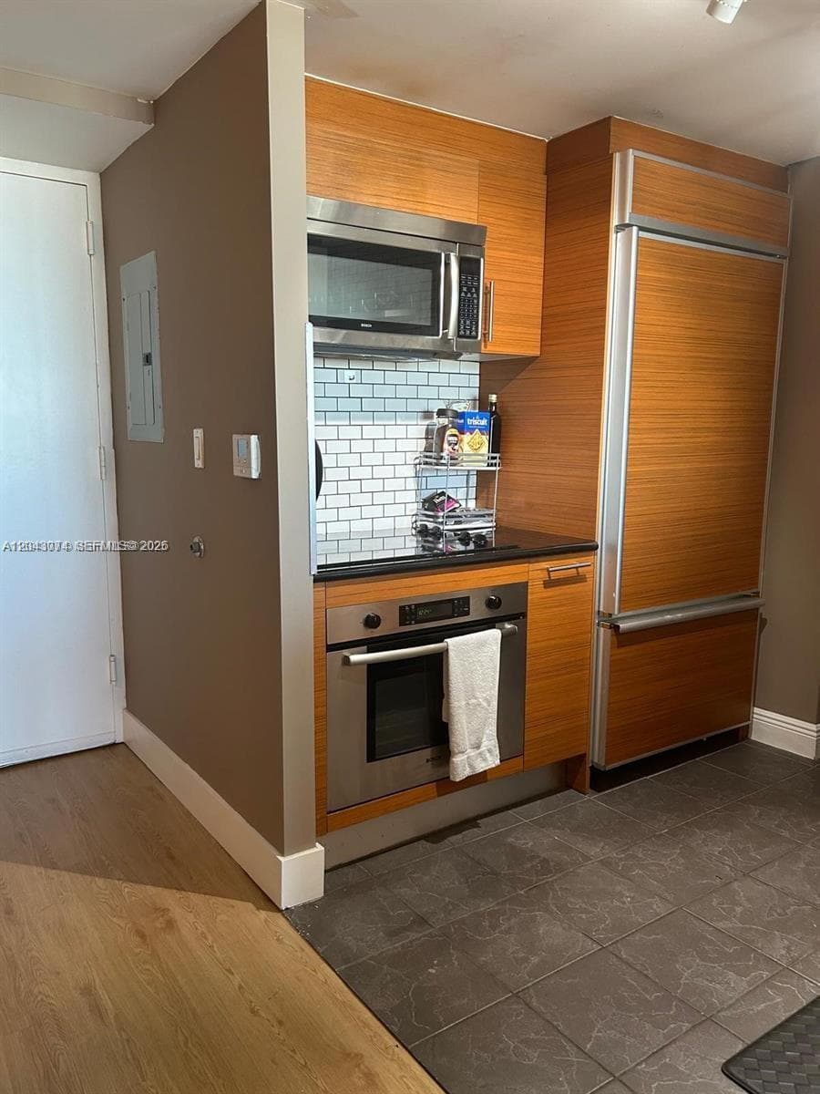 50 Biscayne Blvd 4607 photo 8