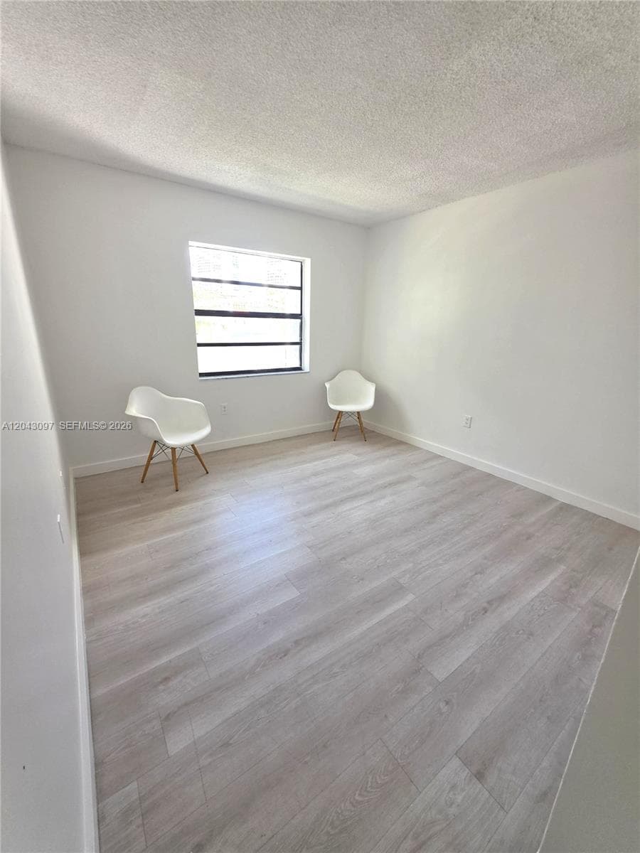 3582 NE 171st St 307 photo 7