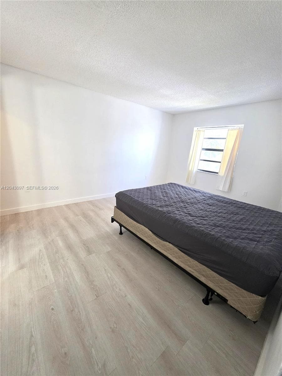 3582 NE 171st St 307 photo 9