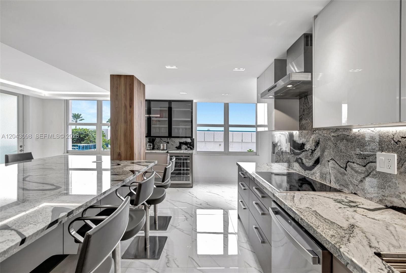 2751 S Ocean Dr 404N photo 12