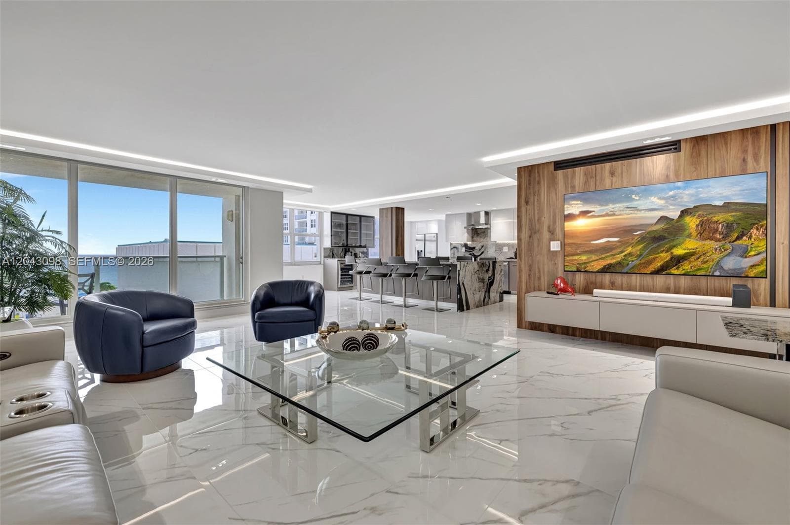 2751 S Ocean Dr 404N photo 4