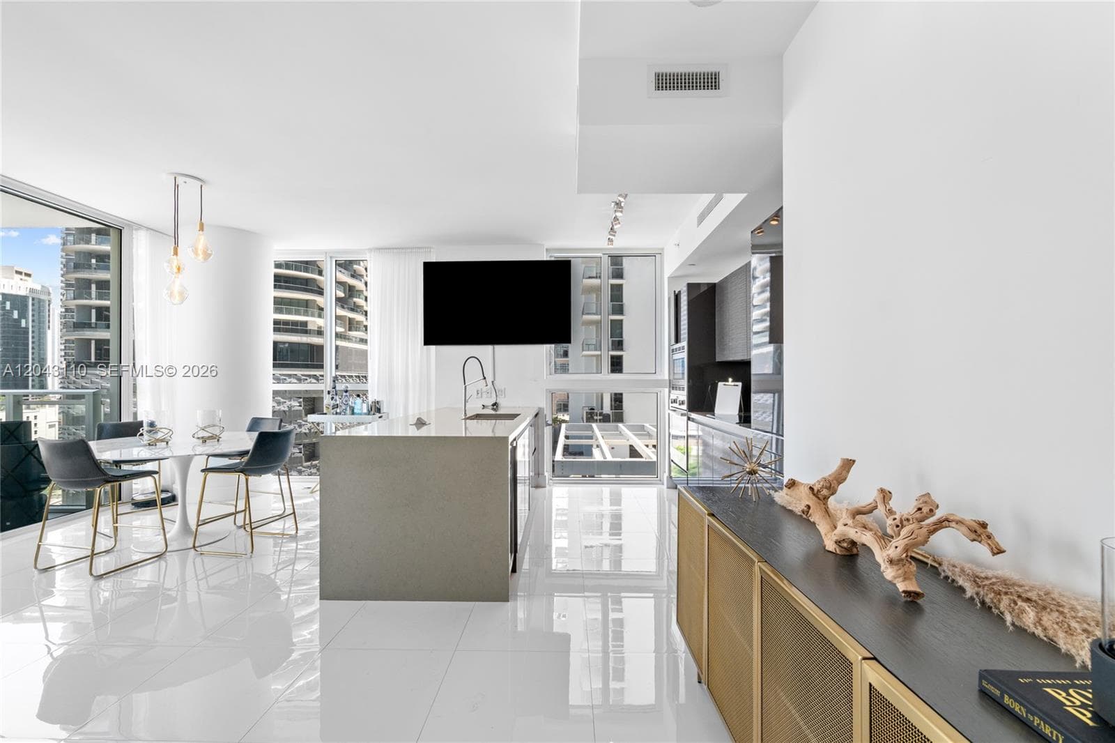 1080 Brickell Ave 1509 photo 6