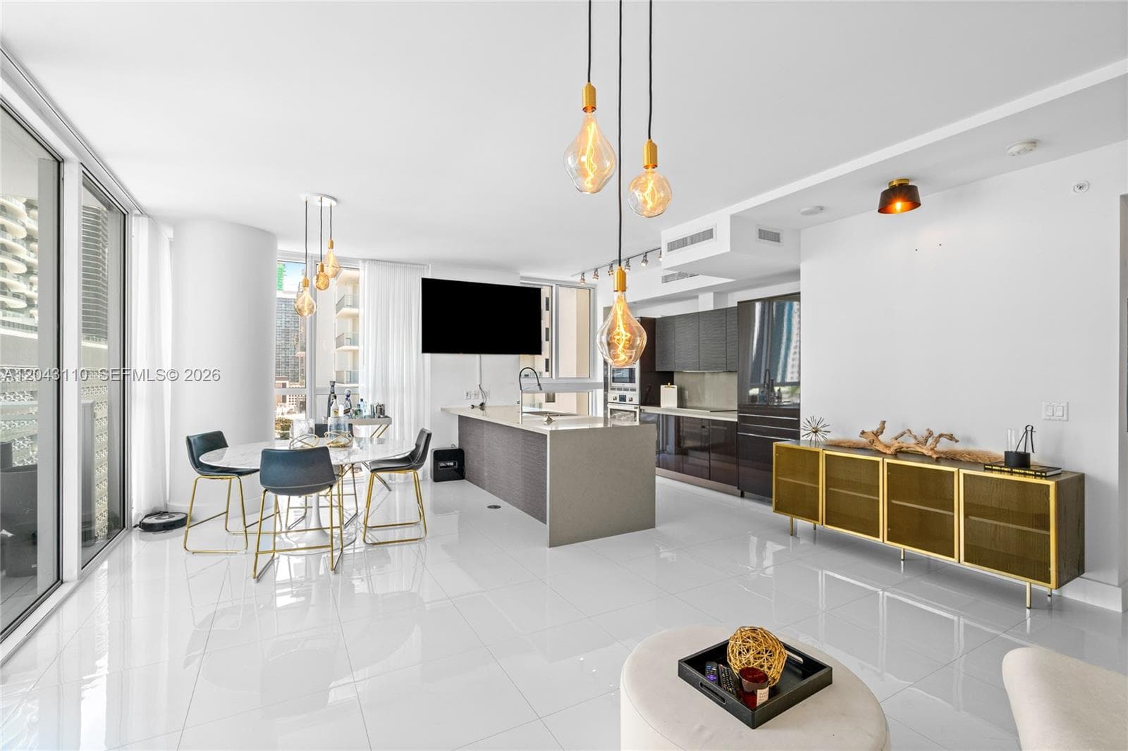 1080 Brickell Ave 1509 photo 5