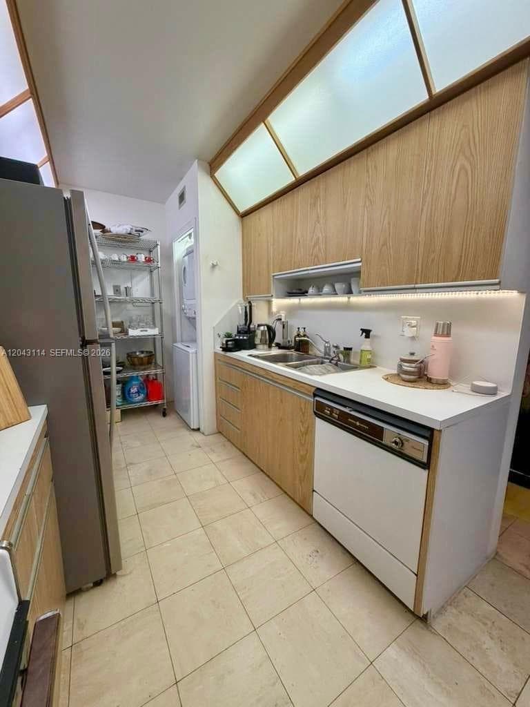19667 Turnberry Way 12C photo 7
