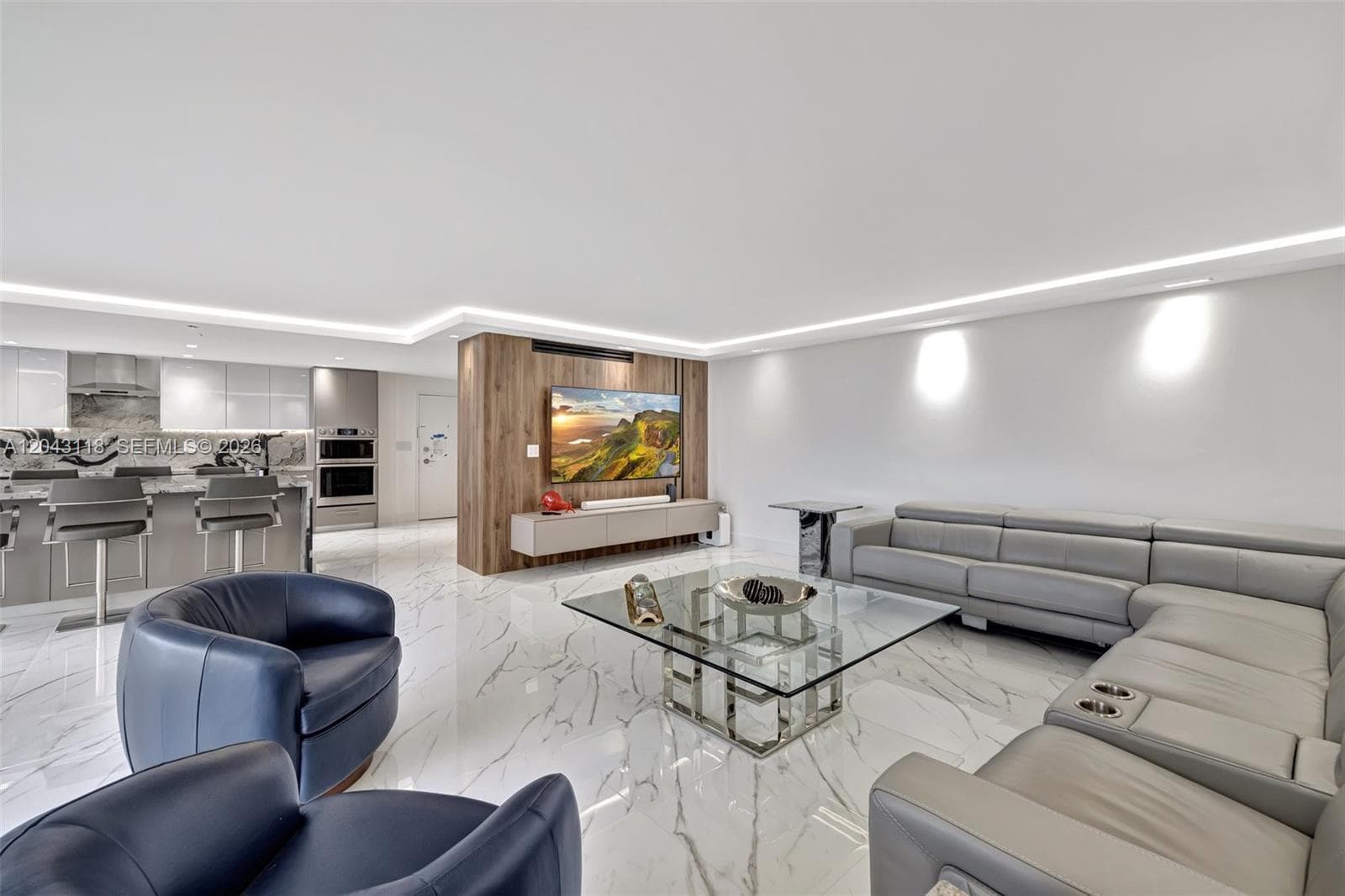 2751 S Ocean Dr 404N photo 6