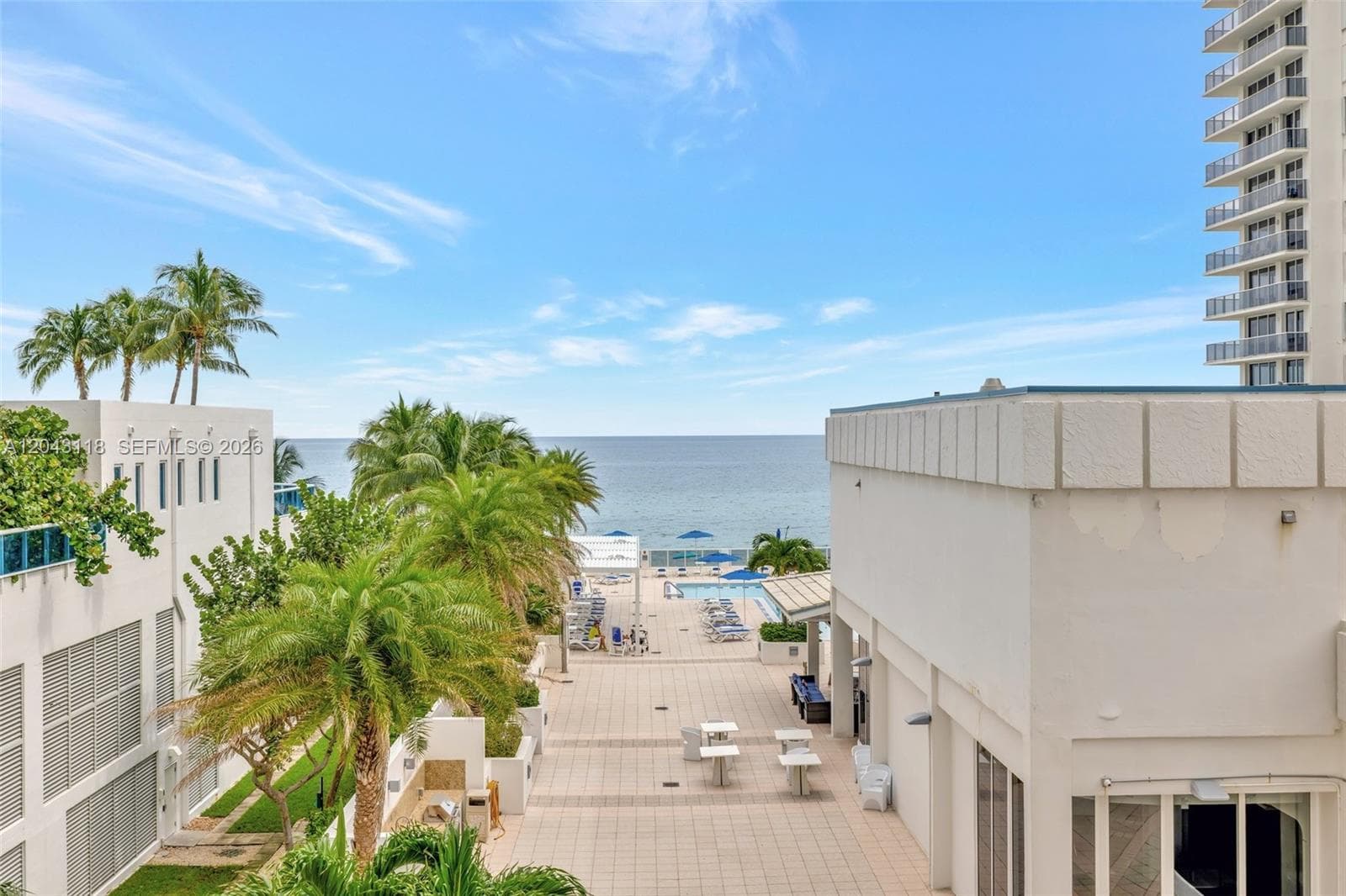 2751 S Ocean Dr 404N photo 17