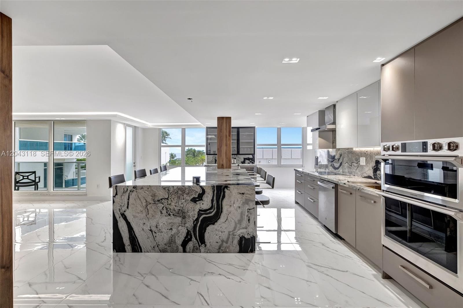 2751 S Ocean Dr 404N photo 11