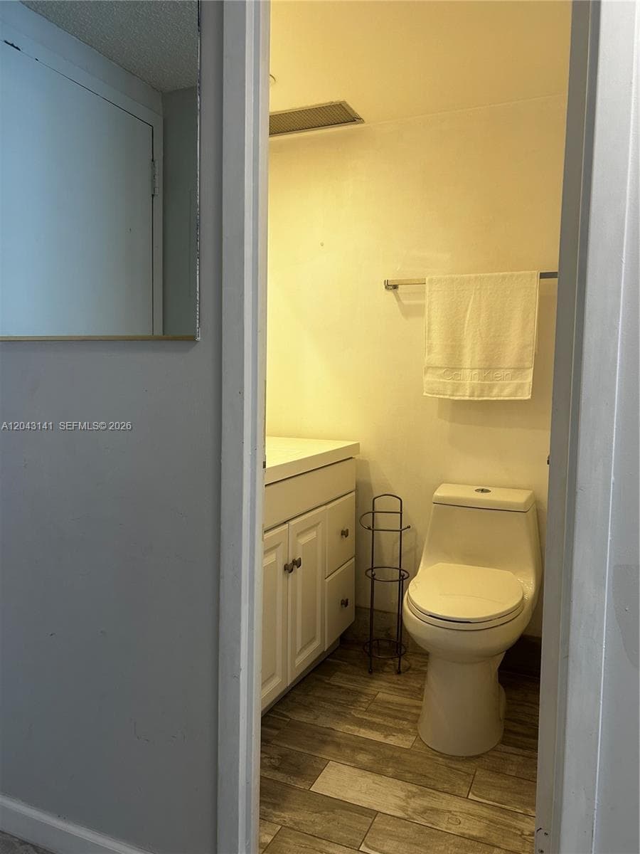 251 174th St 1607 photo 17