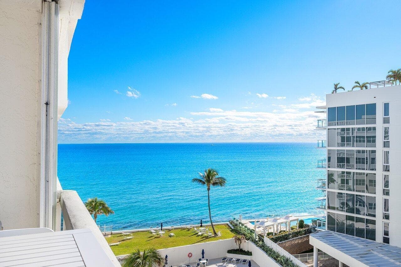 3570 S Ocean Boulevard 806 photo 2
