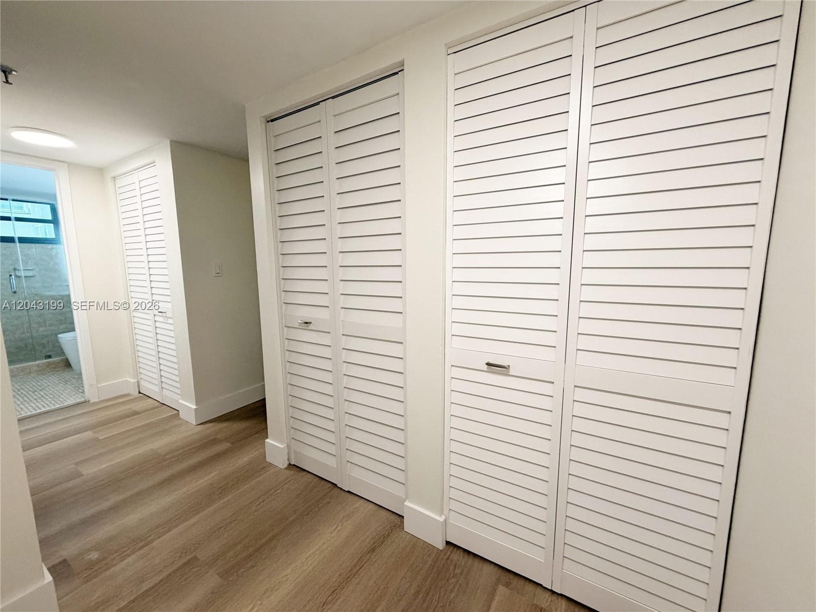 2625 Collins Ave 215 photo 11