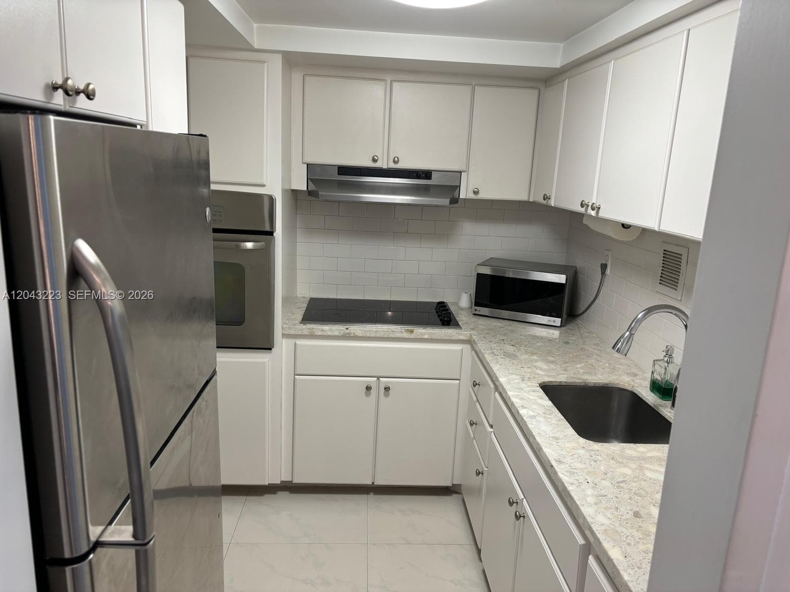 1200 West Ave 720 photo 22