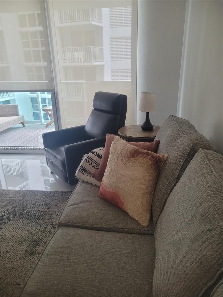 1200 West Ave 720 photo 18