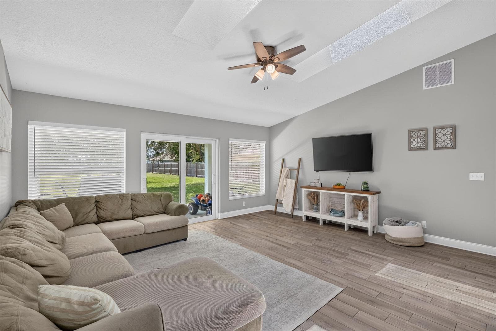 6115 NW Nolia Court photo 12