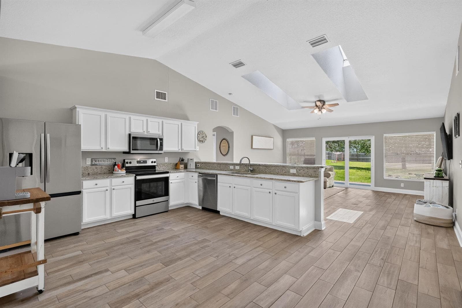 6115 NW Nolia Court photo 10