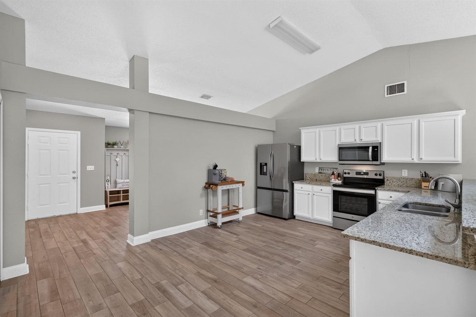 6115 NW Nolia Court photo 8