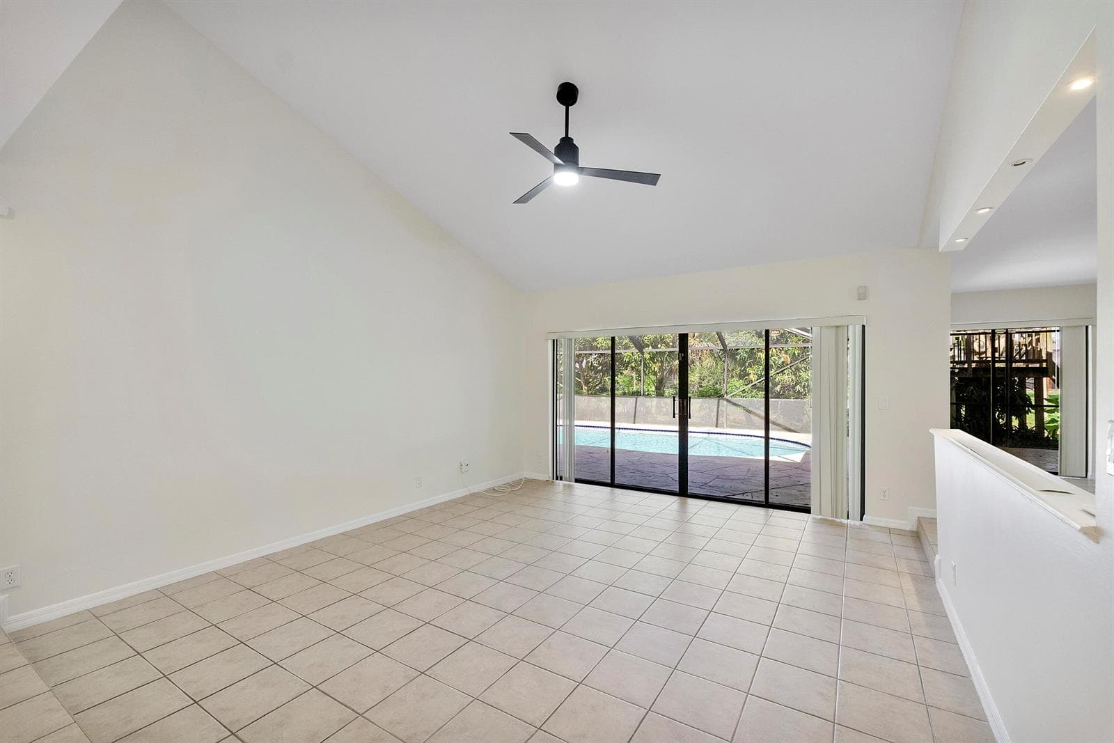 18324 181st Circle S photo 6