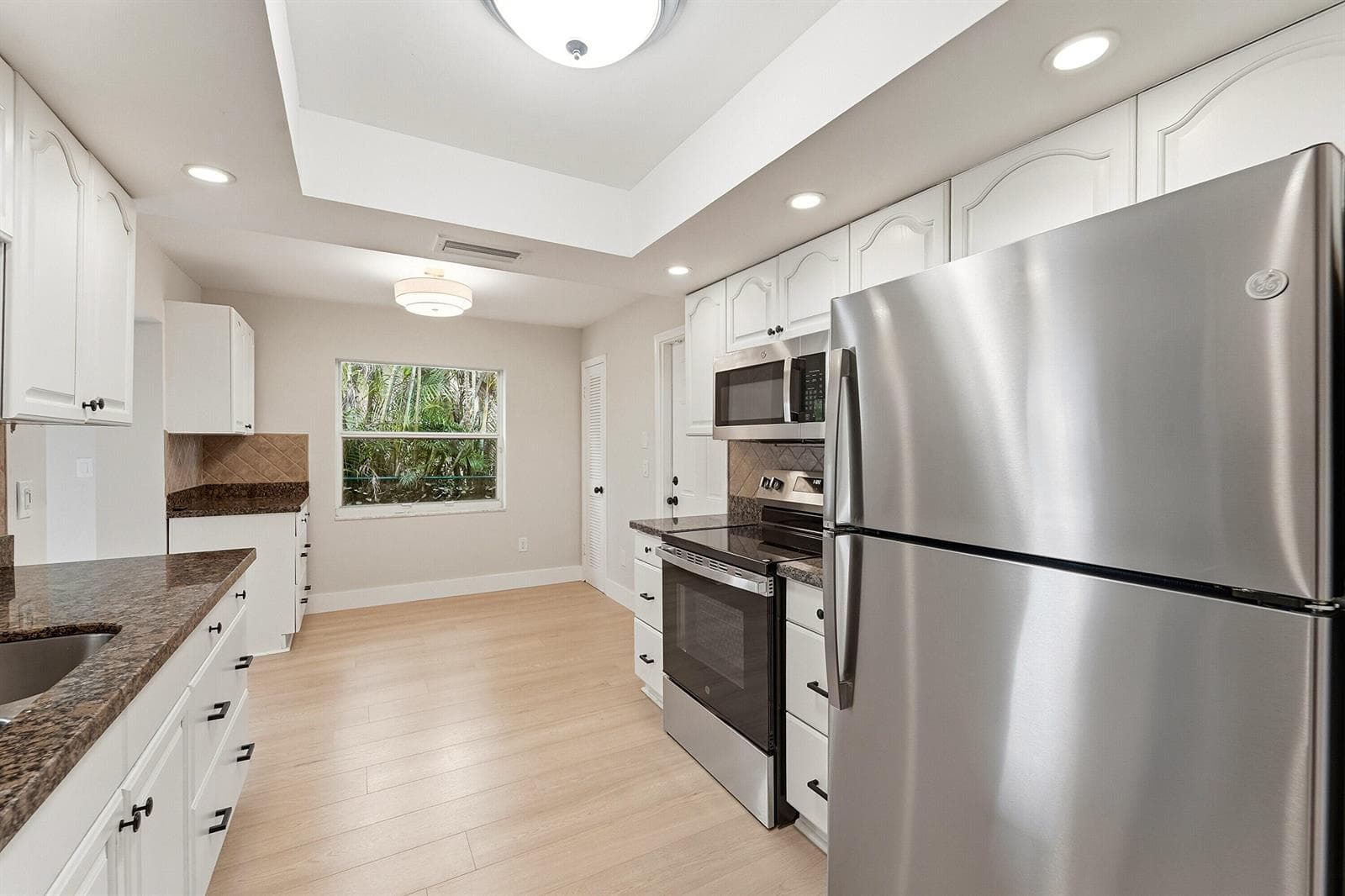 22267 SW 57th Avenue photo 9
