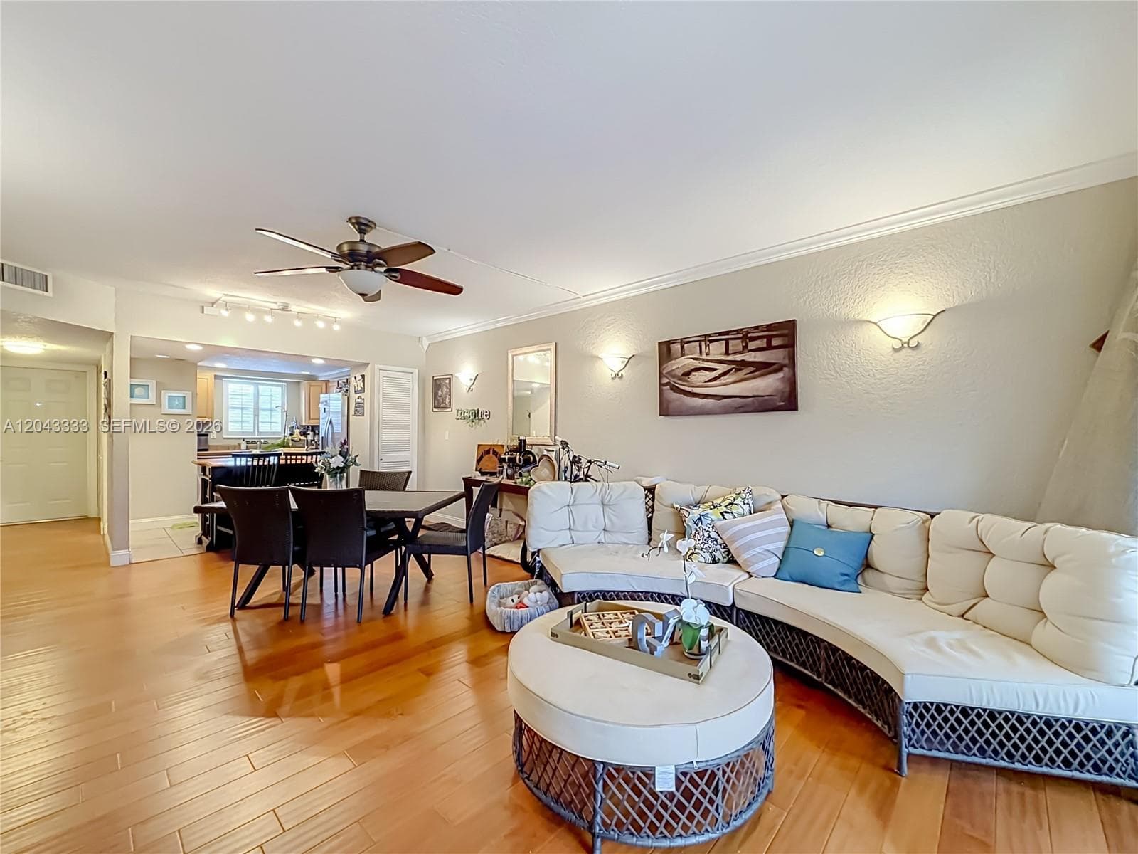 1400 NE 57th Ct 207 photo 5