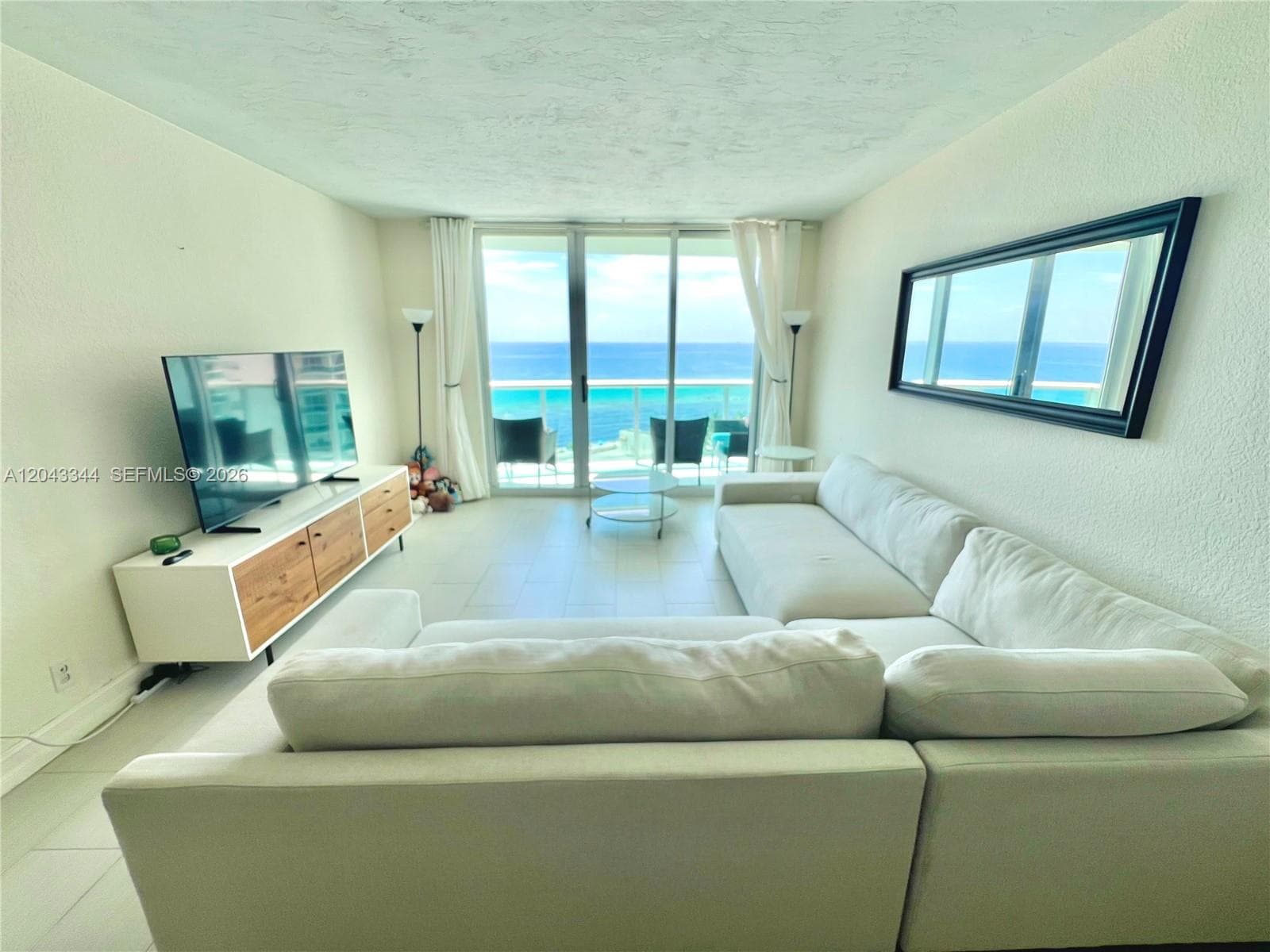 3801 S Ocean Dr 11M photo 1