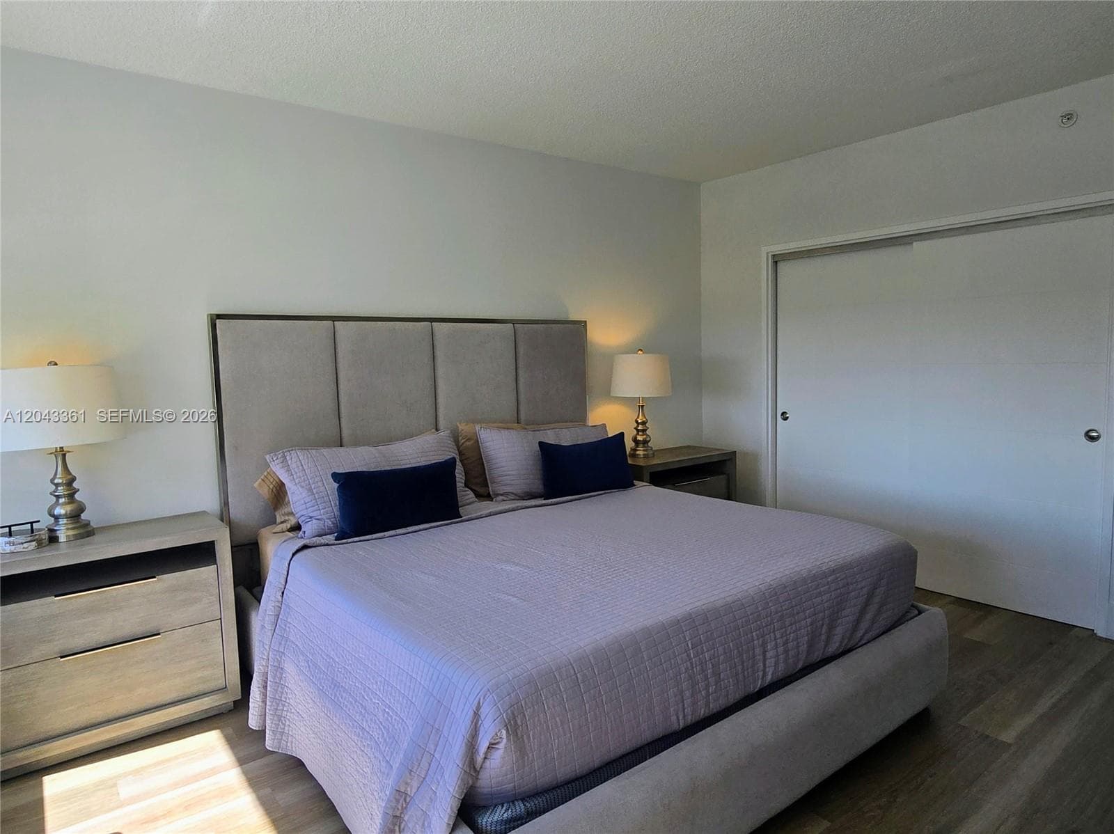 5601 Collins Ave 520 photo 11