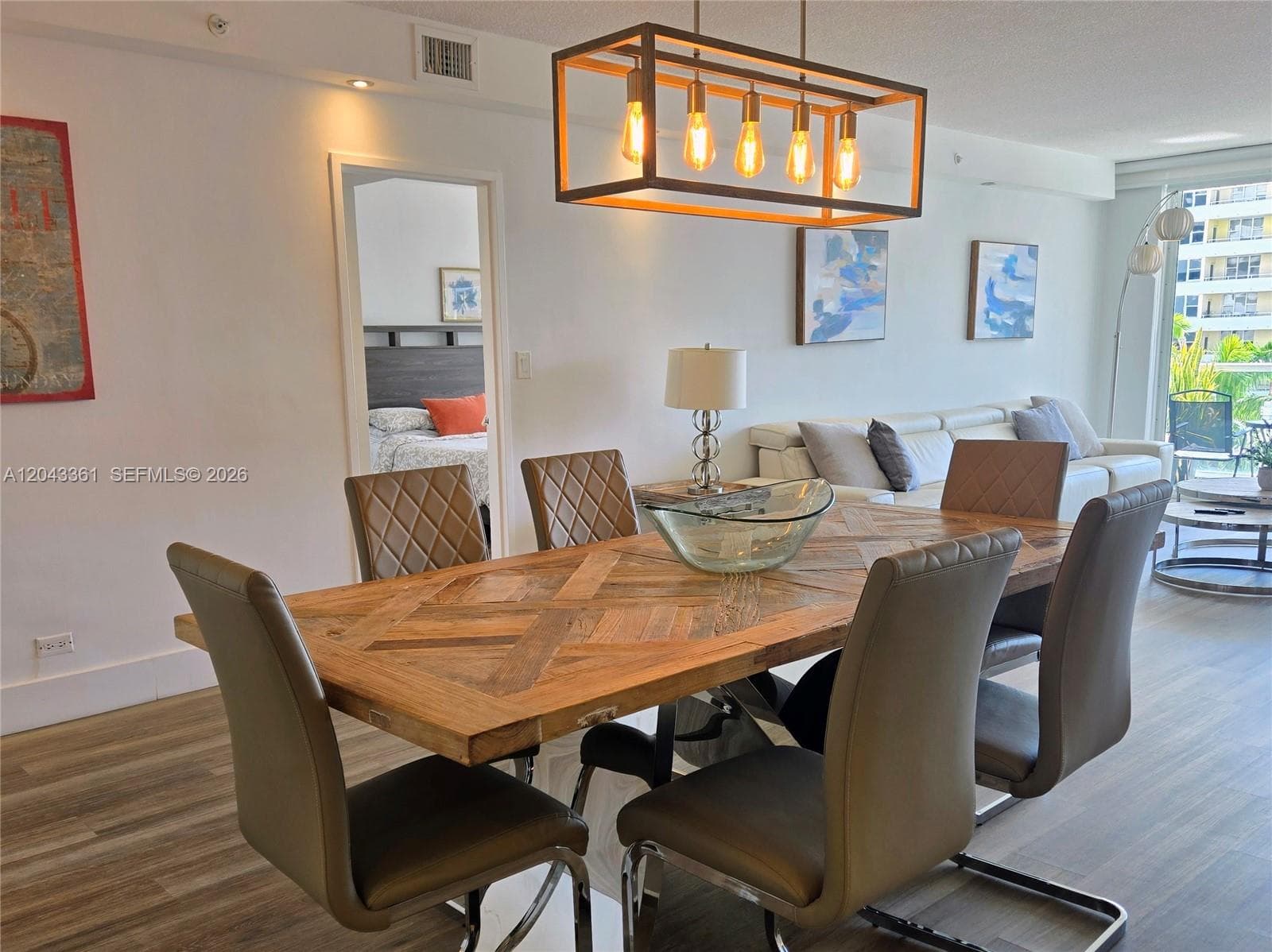 5601 Collins Ave 520 photo 4
