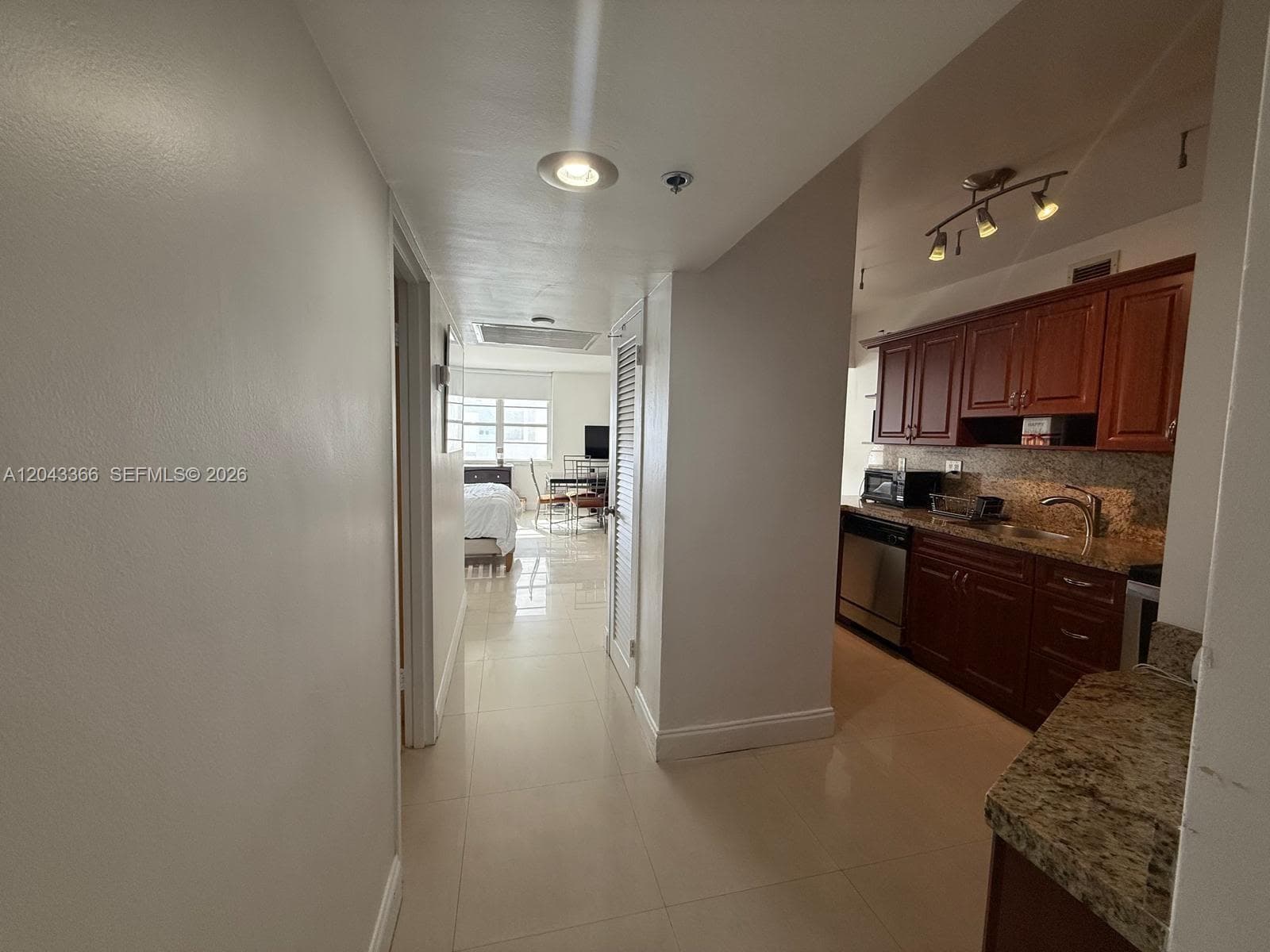 100 Lincoln Rd 316 photo 6