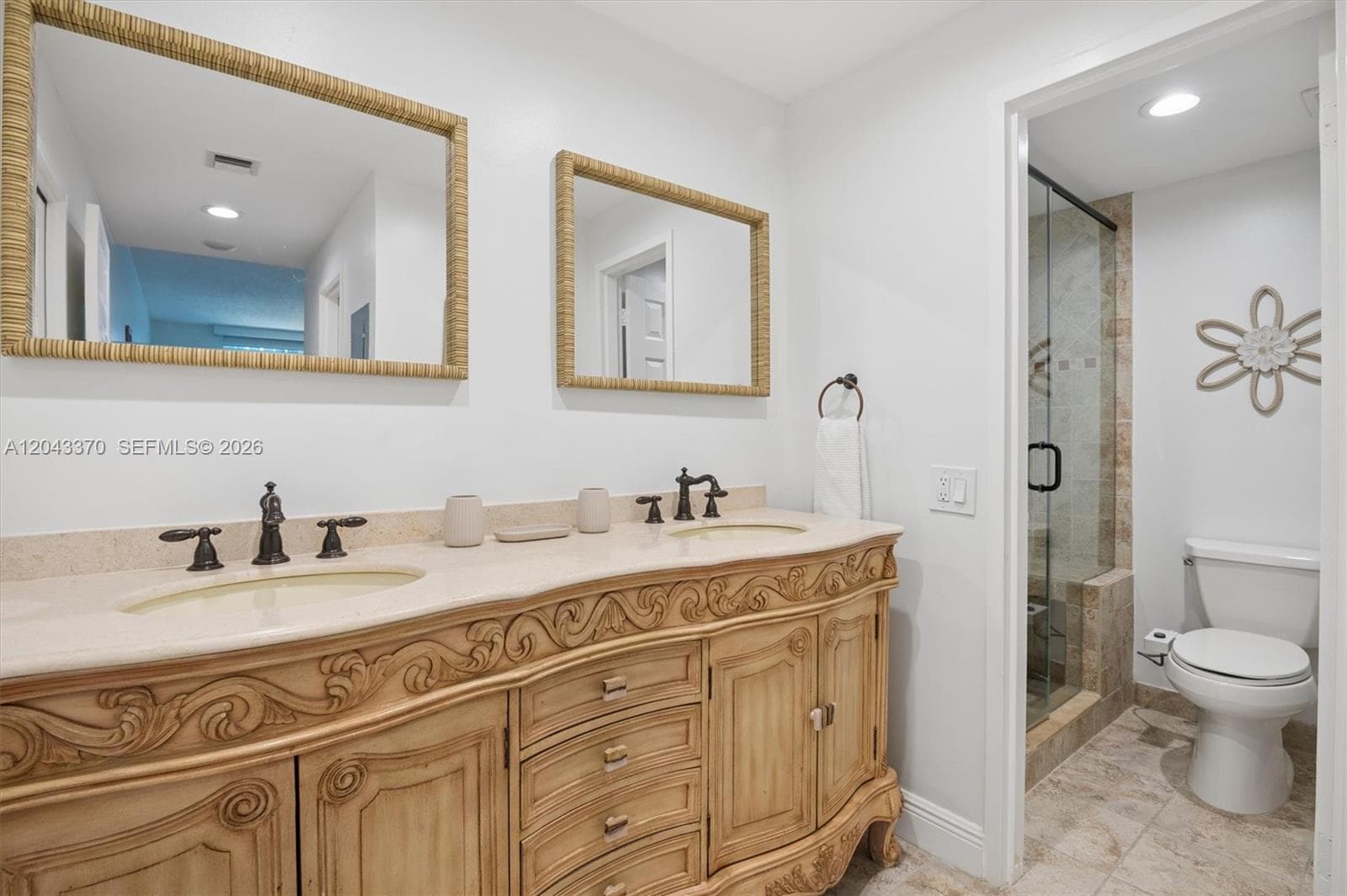 3505 S Ocean Dr 708 photo 6