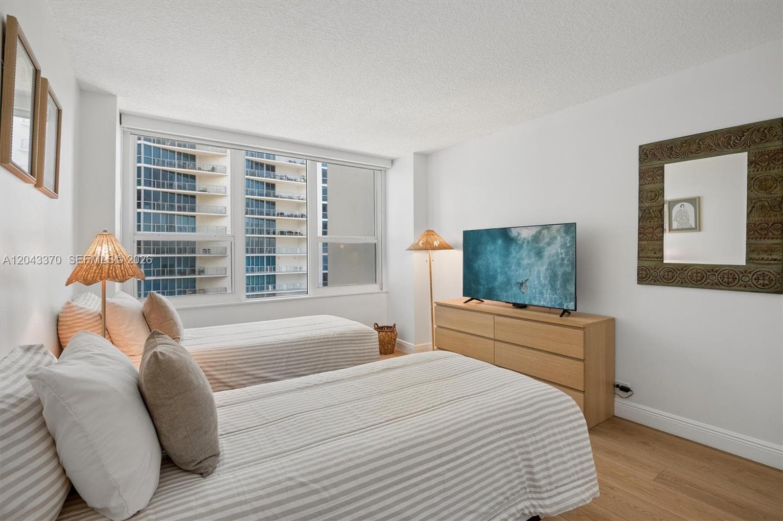 3505 S Ocean Dr 708 photo 7