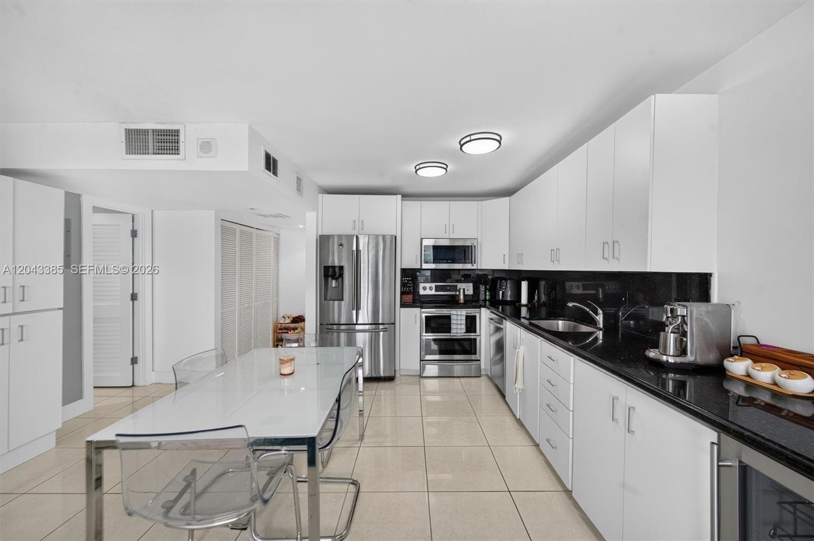 401 Ocean Dr 1001 photo 7