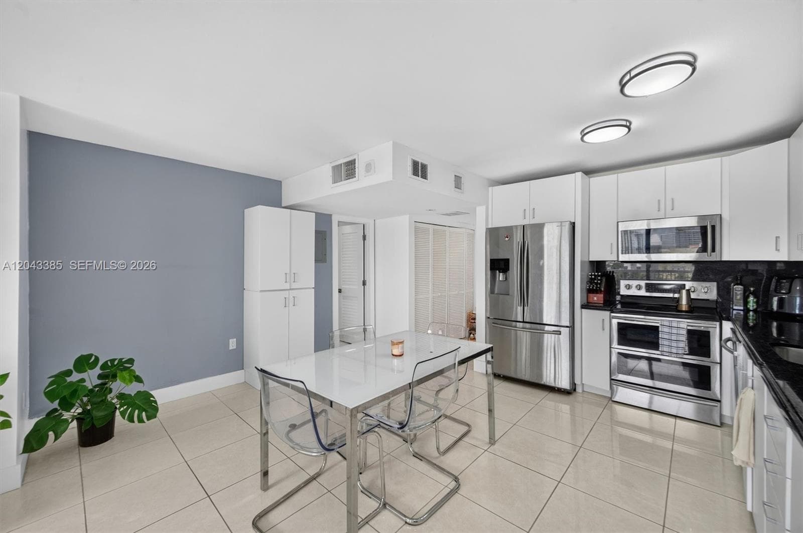 401 Ocean Dr 1001 photo 9
