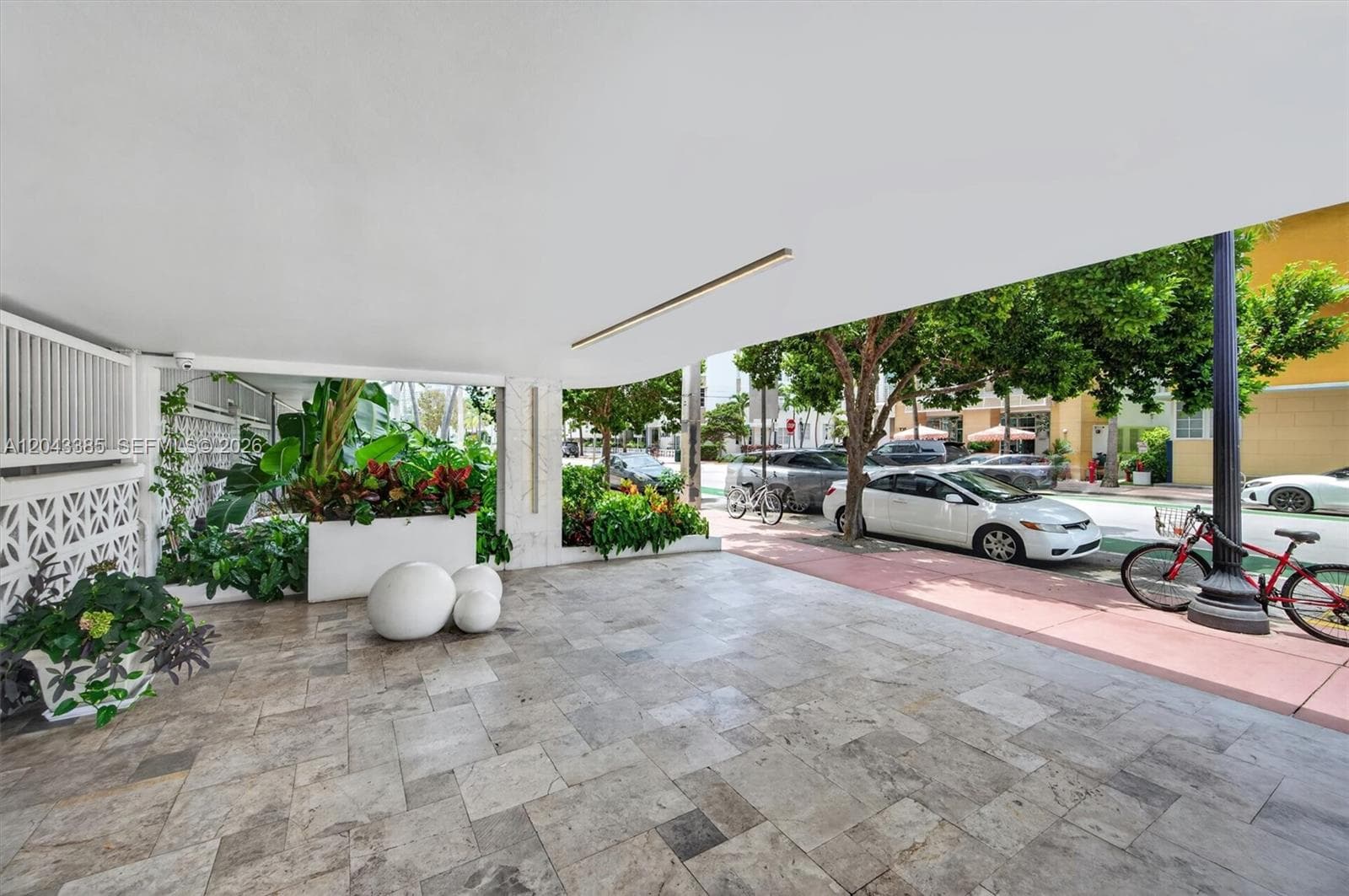 401 Ocean Dr 1001 photo 18