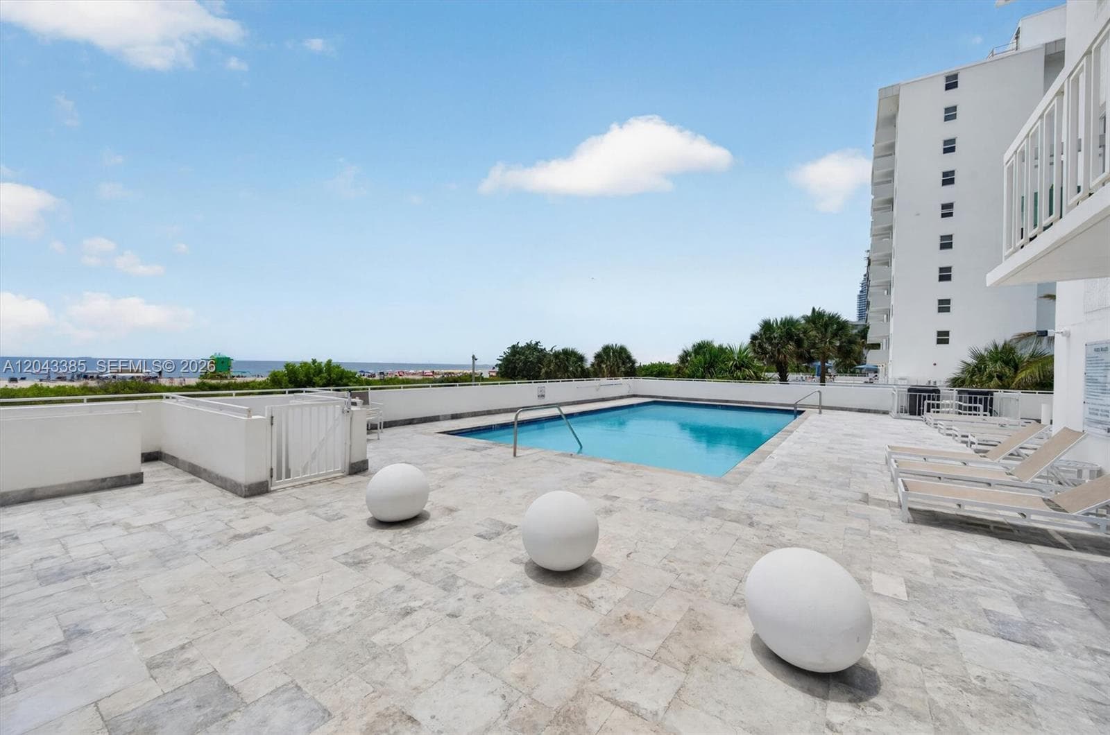 401 Ocean Dr 1001 photo 15