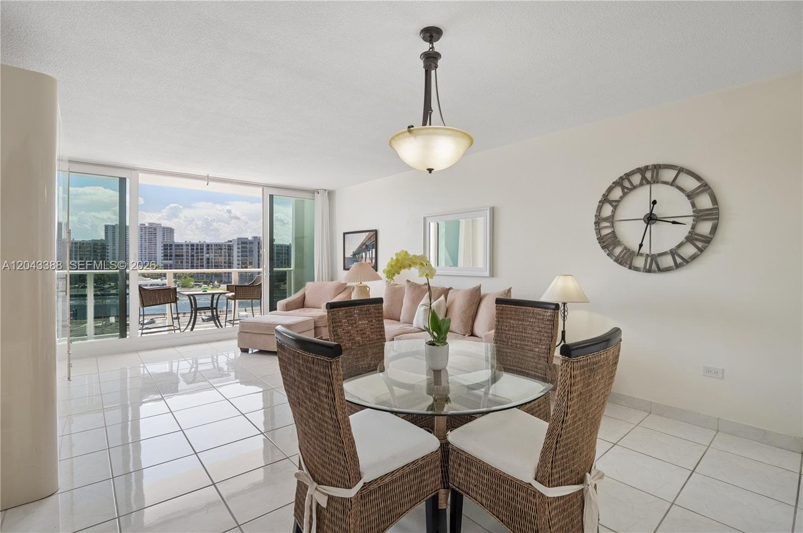 3505 S OCEAN DR 604 photo 3