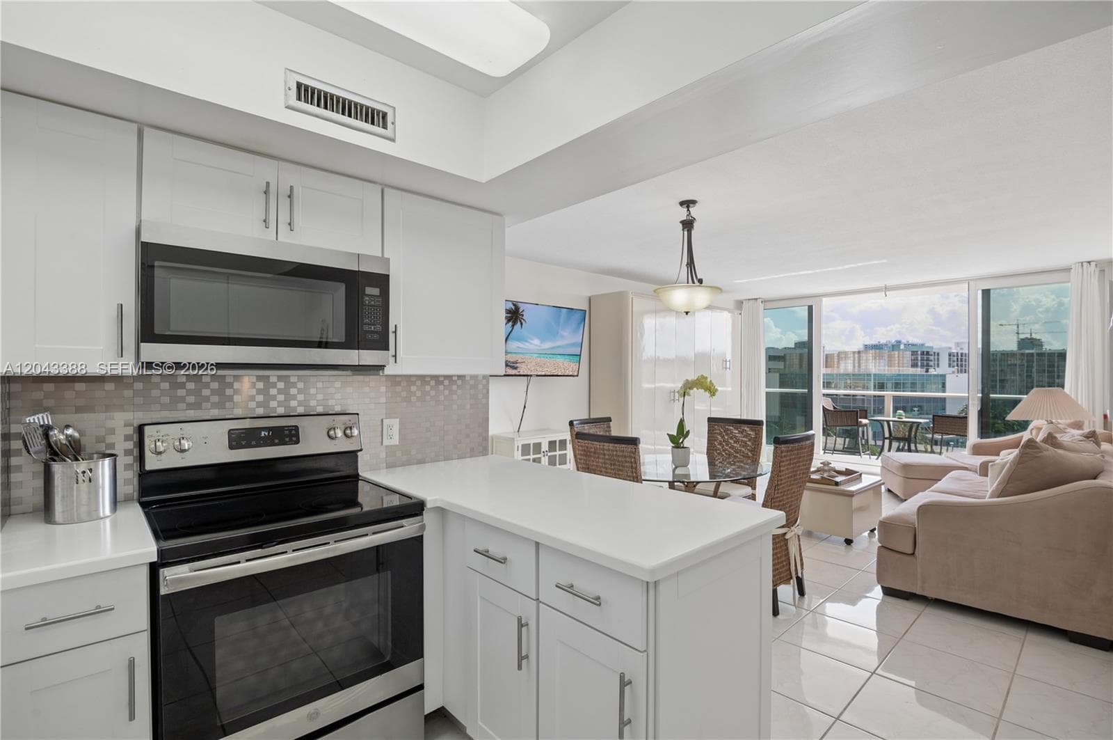 3505 S OCEAN DR 604 photo 9
